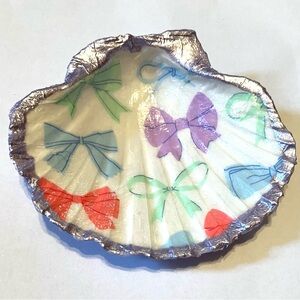 Handcrafted Shell Dish Bows Decoupage Purple